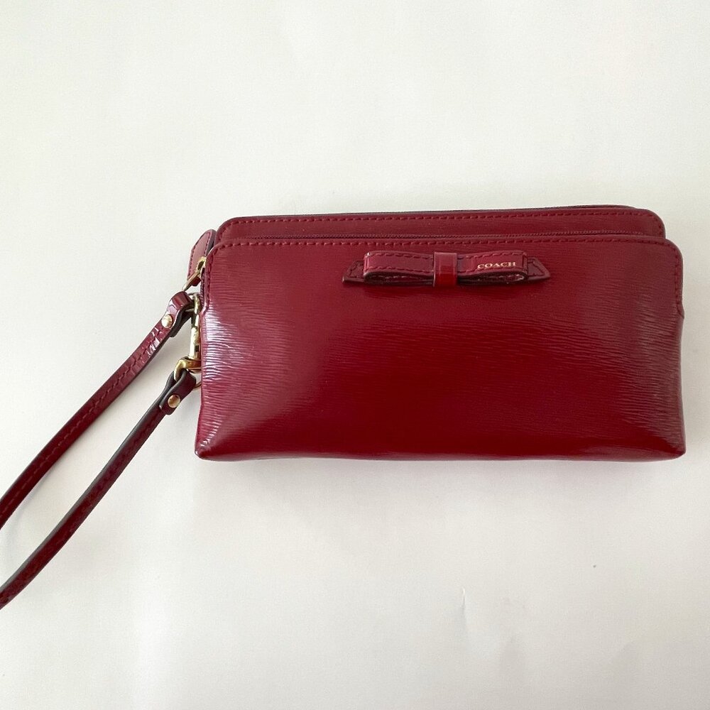 Coach Poppy Double Zip Wristlet